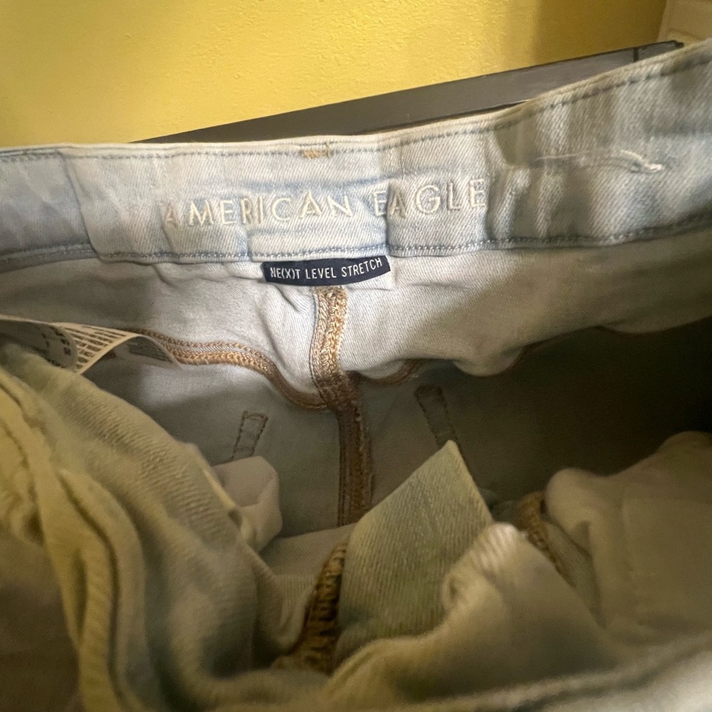 Extremely Comfortable American Eagle Curvy Hi Rise Shortie Denim Shorts - Picture 2 of 5